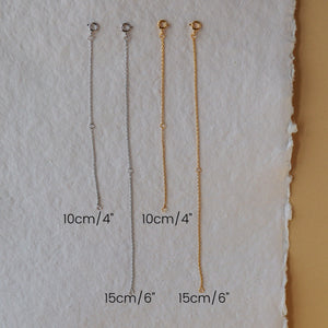 Necklace extender chain detail