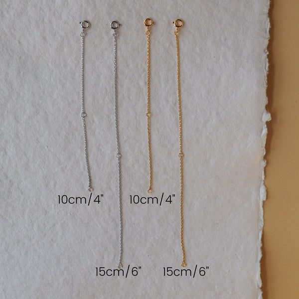 Necklace extender chain detail