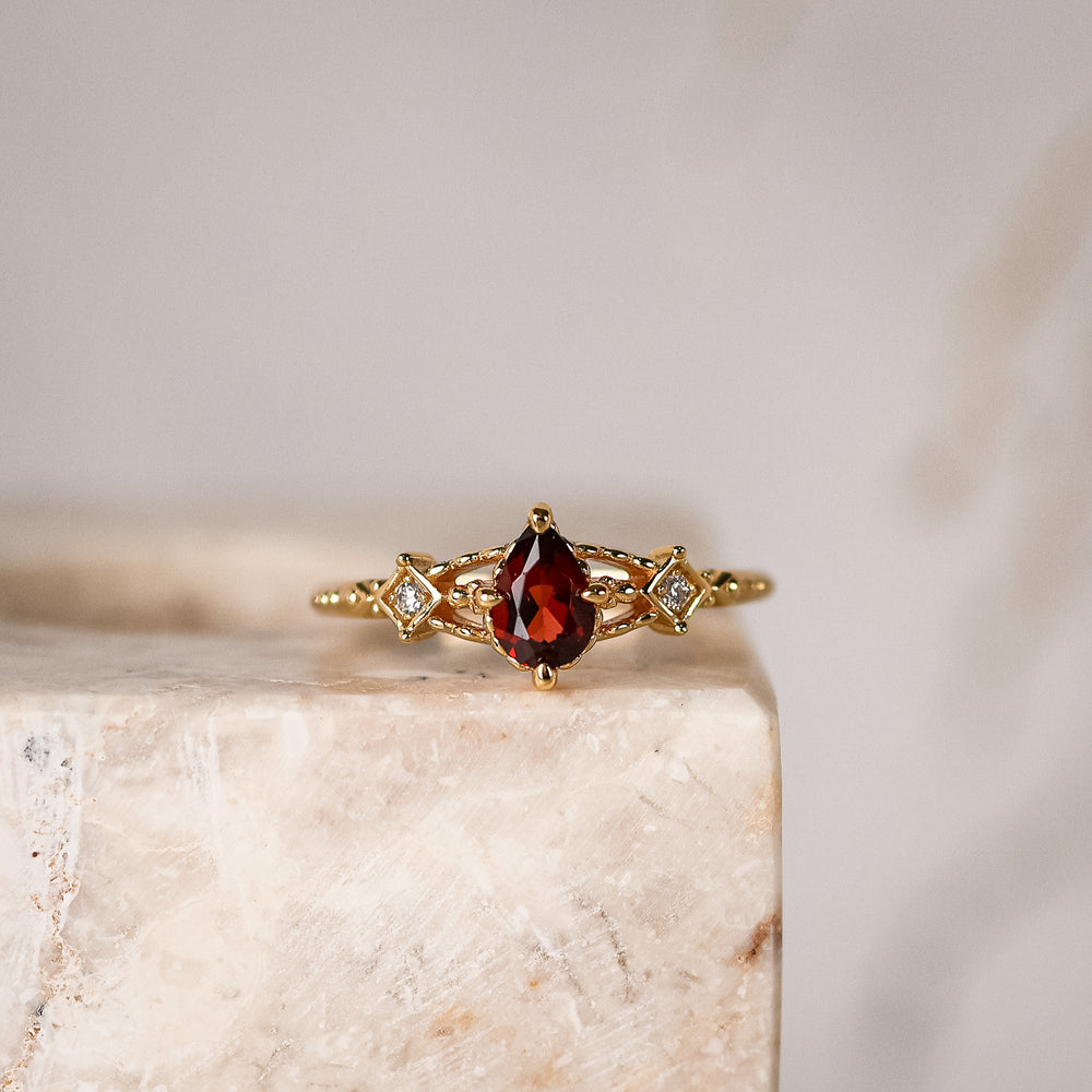 Roselie Natural Garnet Ring 14K Gold - Rainbow Rocks Jewellery
