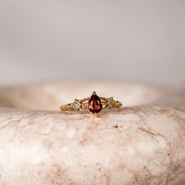 Roselie Natural Garnet Ring 14K Gold - Rainbow Rocks Jewellery