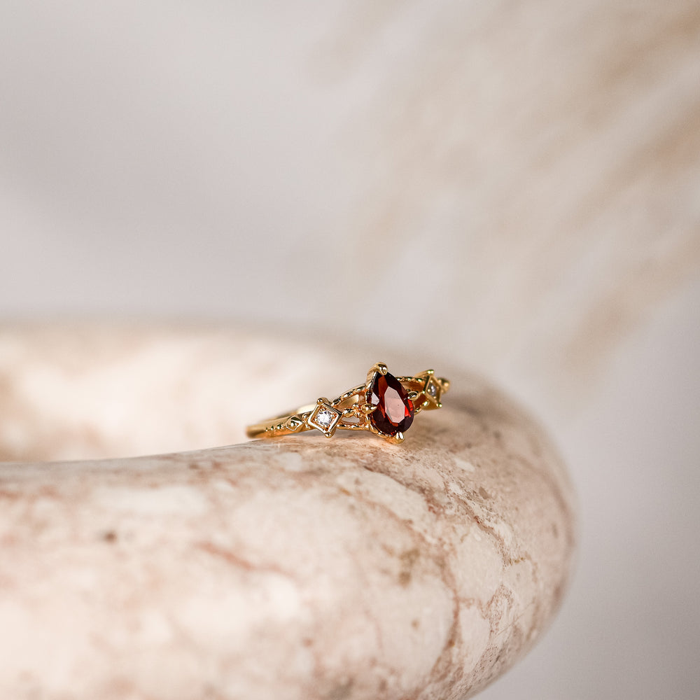 Roselie Natural Garnet Ring 14K Gold - Rainbow Rocks Jewellery