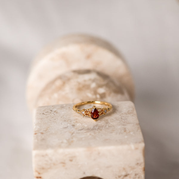 Roselie Natural Garnet Ring 14K Gold - Rainbow Rocks Jewellery