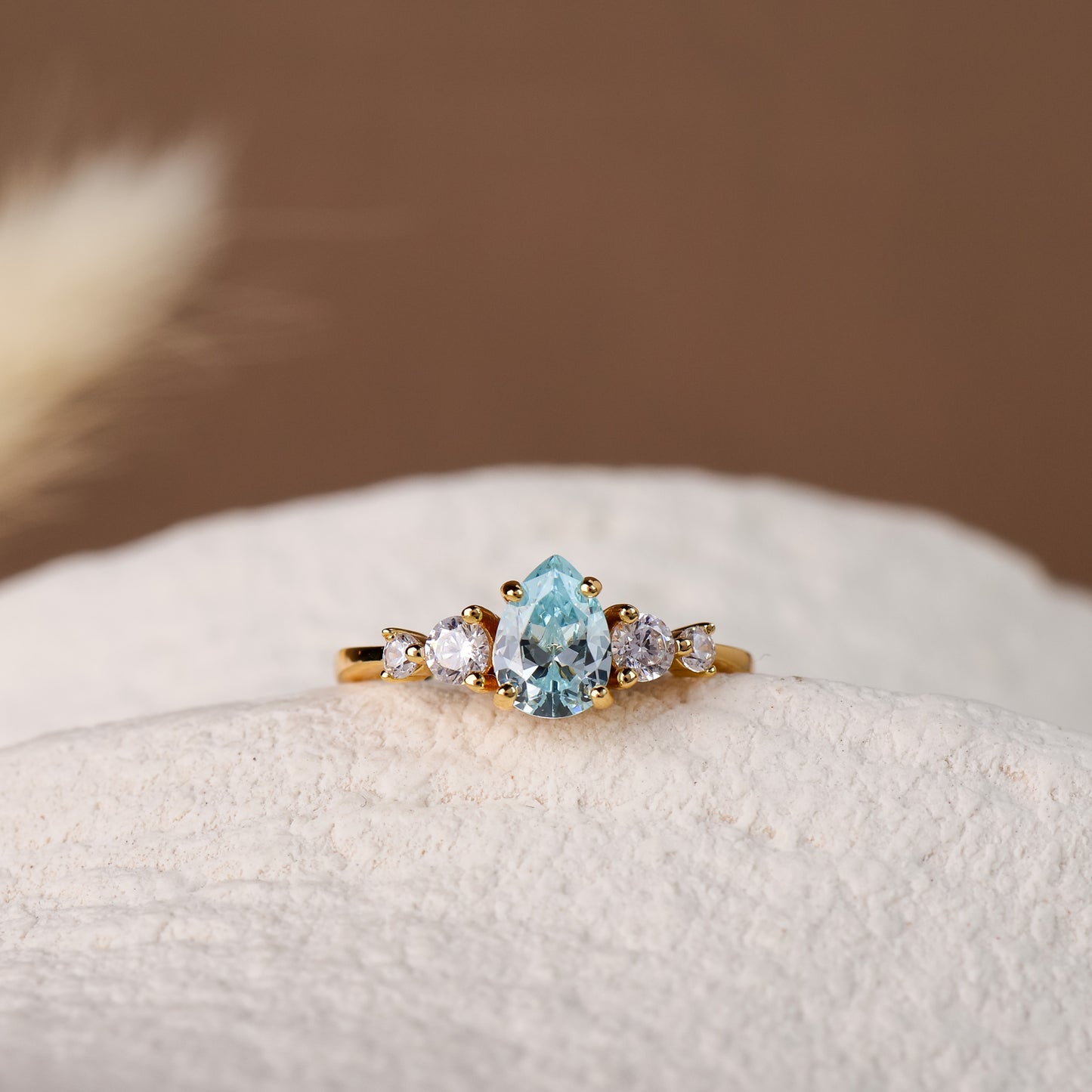 Ariel Aquamarine Ring Gold/Silver