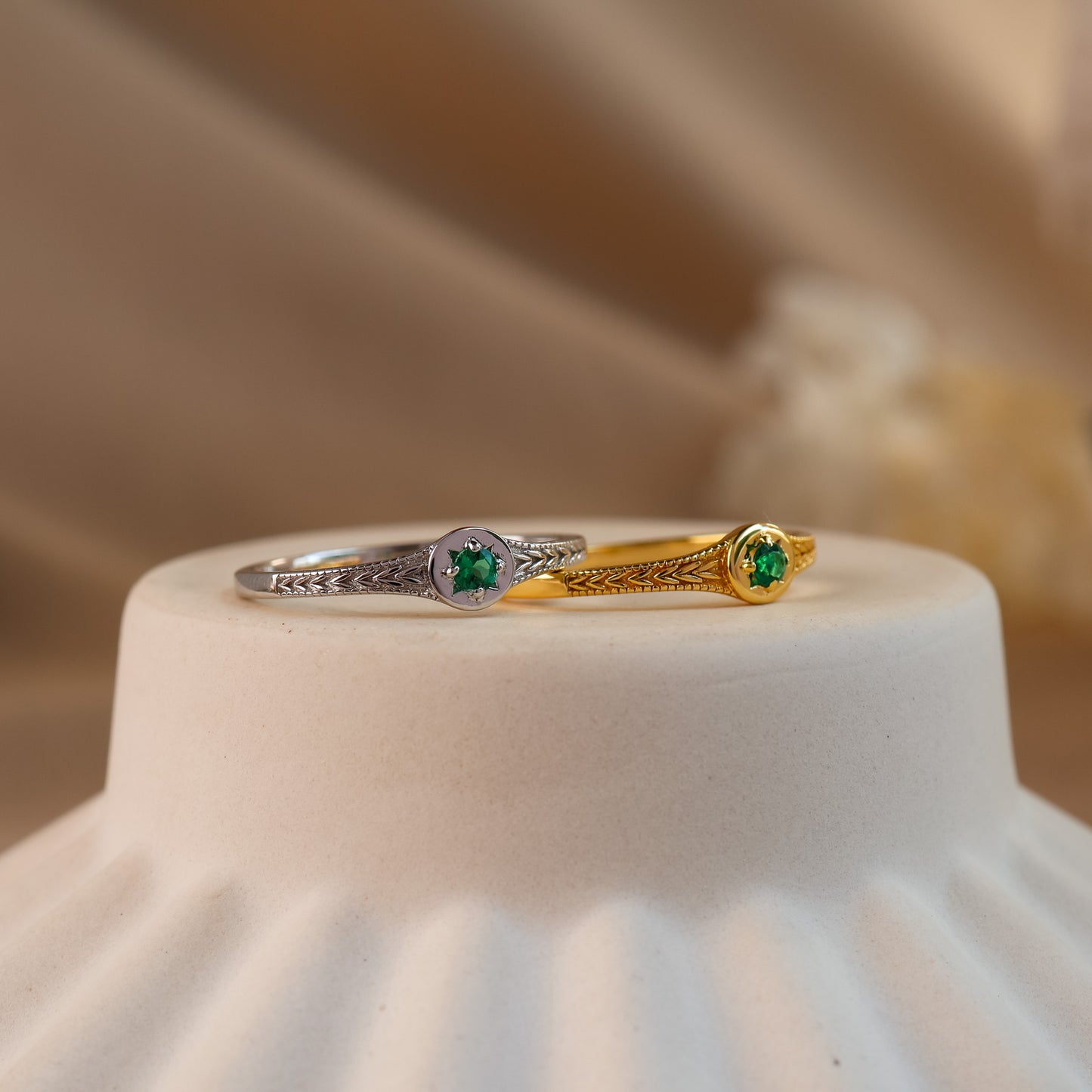 Starlight Genuine Emerald Mini Star Signet Ring Gold / Silver