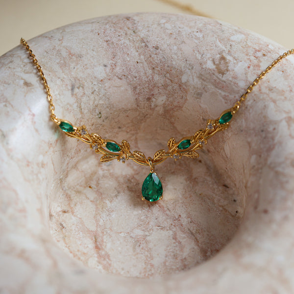 Vine lab emerald pear-cut necklace detail - Rainbow Rocks