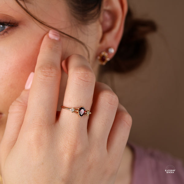 Roselie Natural Garnet Ring 14K Gold - Rainbow Rocks Jewellery