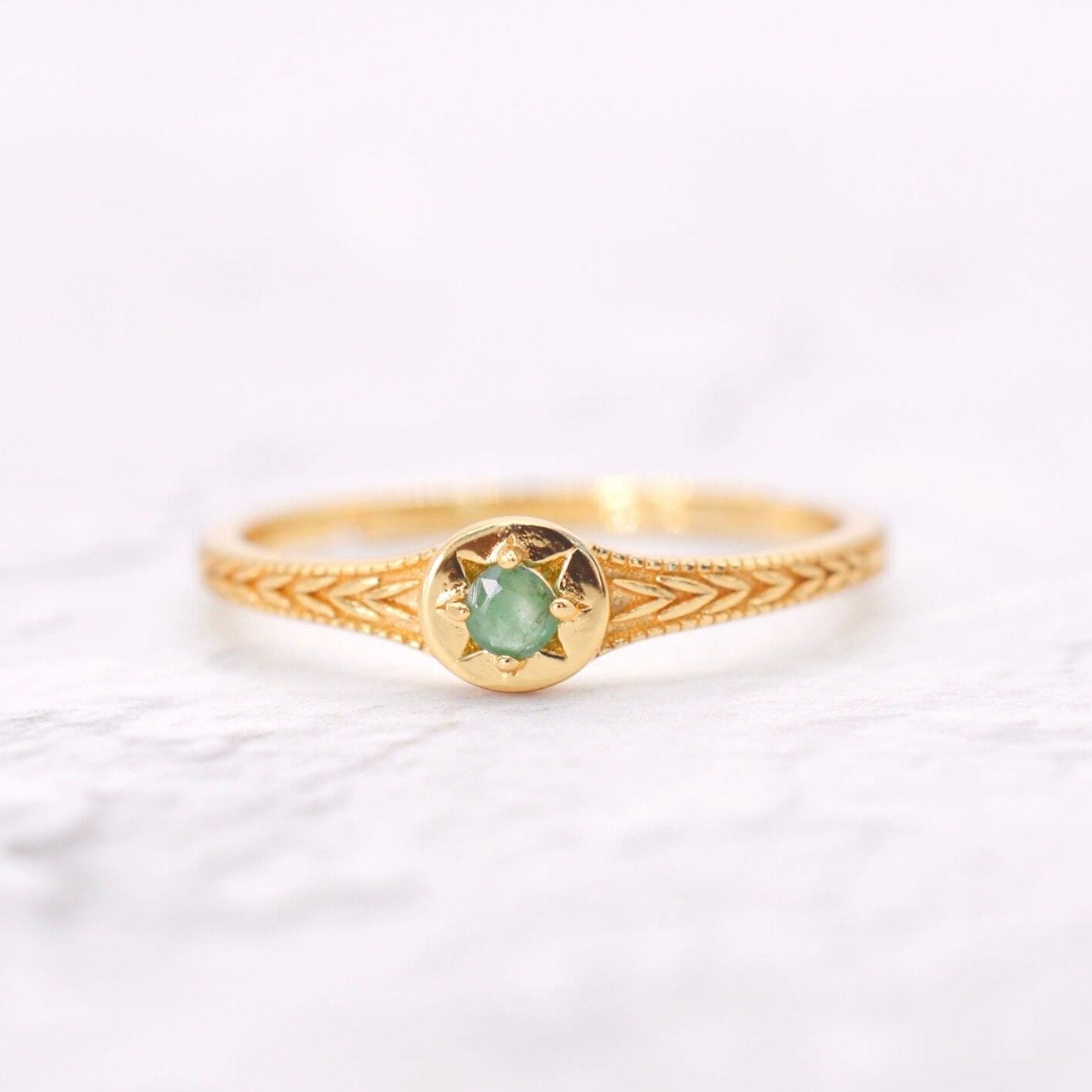 Starlight Genuine Emerald Mini Star Signet Ring